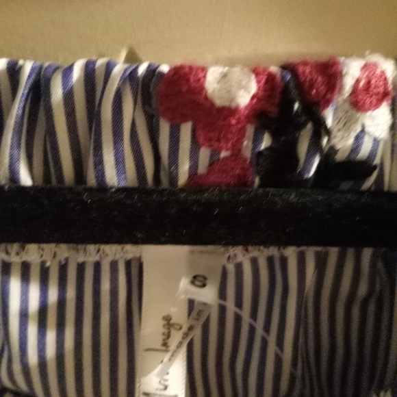 Striped Ruffle V-Neck Blouse - Picture 5 of 13